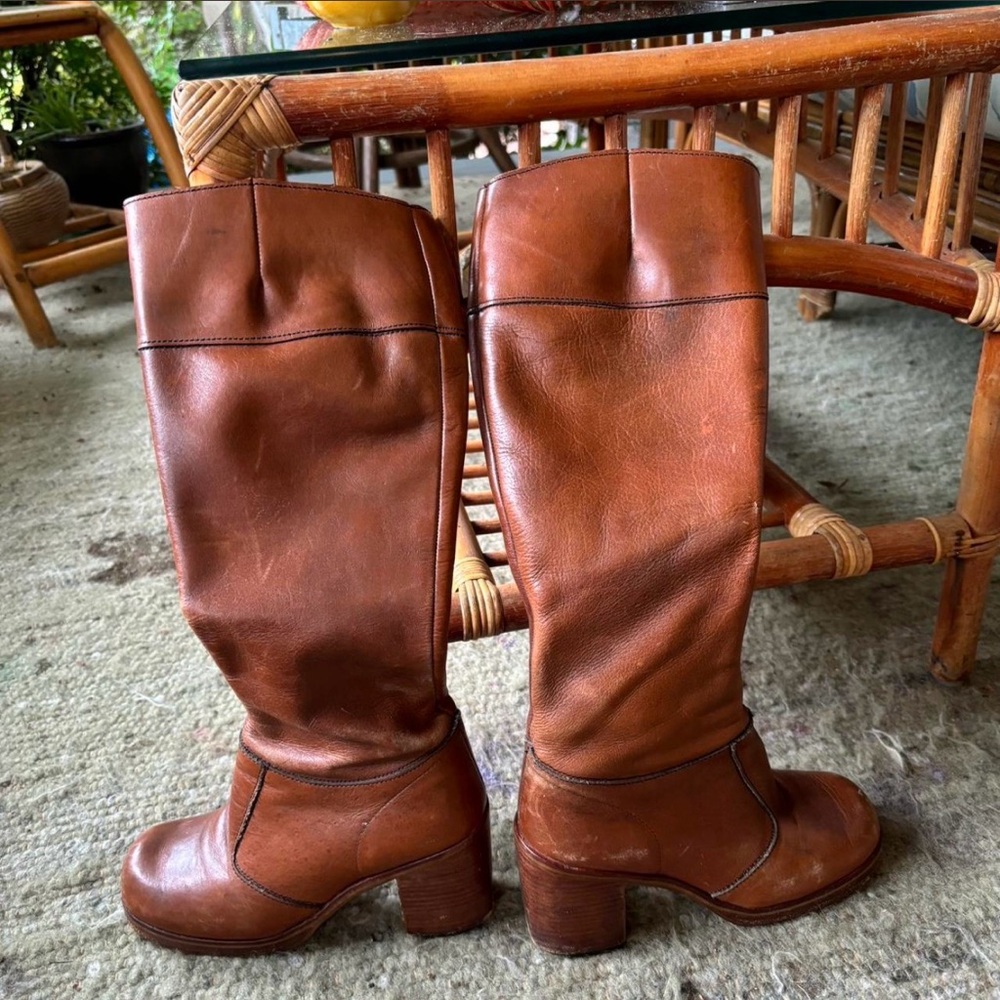 Vintage leather knee height brown boots - Picture 6 of 6